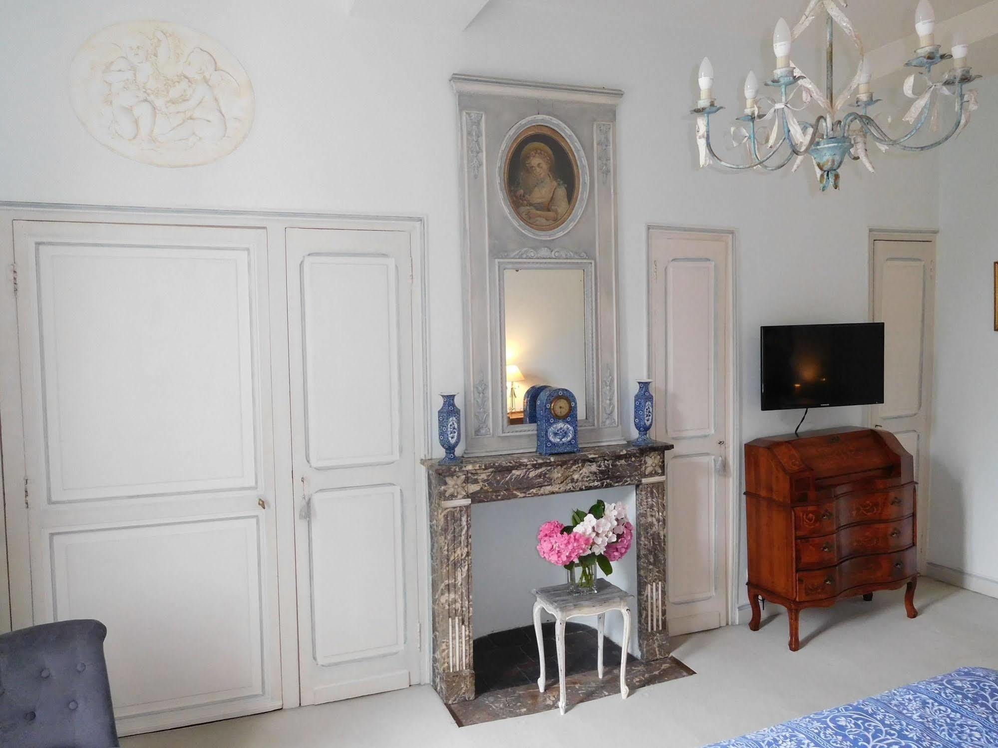 Chambres D'Hotes Chateau De Courcelette Hem Ngoại thất bức ảnh