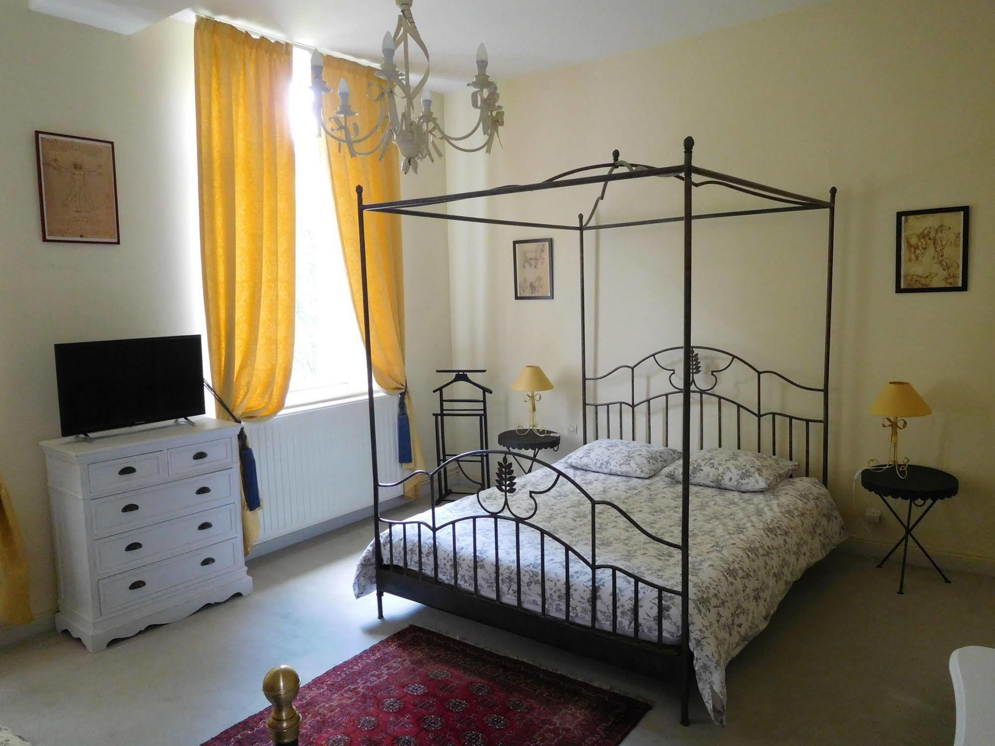 Chambres D'Hotes Chateau De Courcelette Hem Ngoại thất bức ảnh